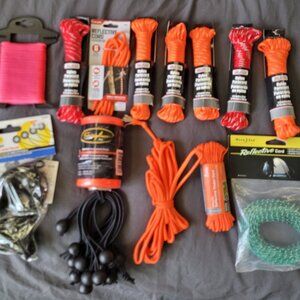 Lot of New Paracord Outdoor Rope tie Down Orange Red Green